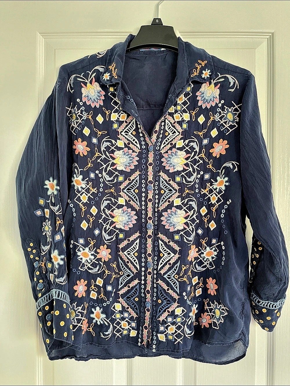 Johnny Was Embroidered Floral Blouse in Blue Size Small